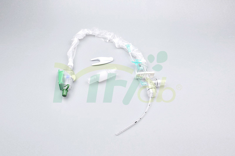 LB6811 Closed Suction Catheter